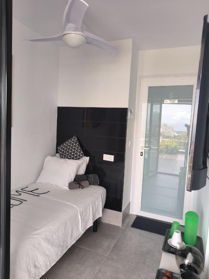 Pinar Suites Habitaciones Торремолинос Экстерьер фото