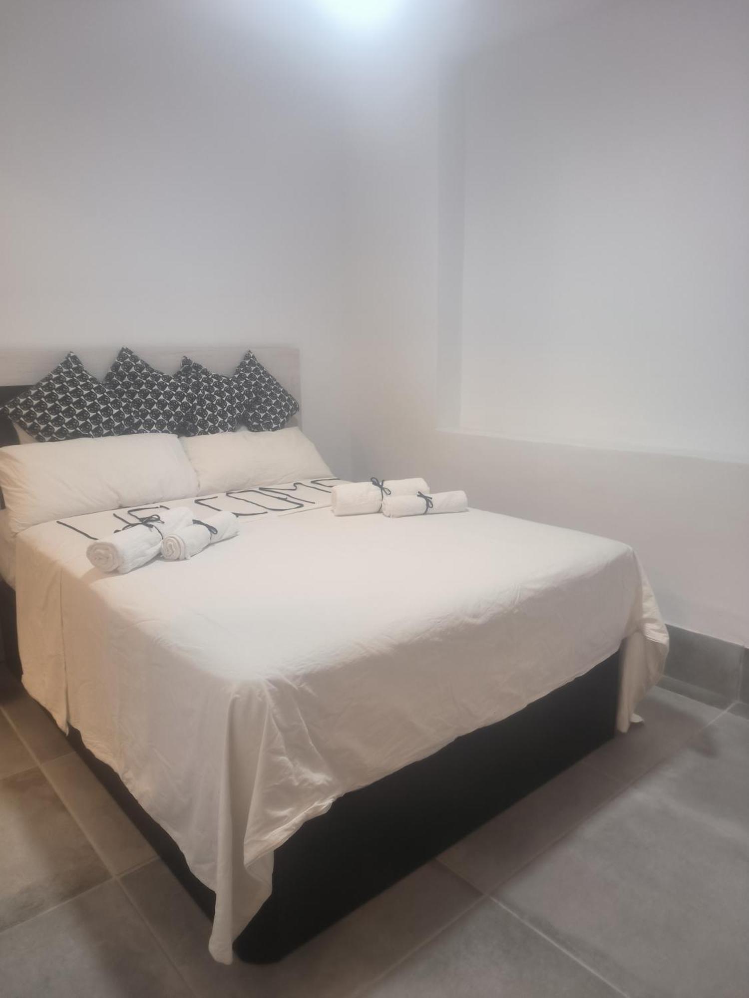Pinar Suites Habitaciones Торремолинос Экстерьер фото
